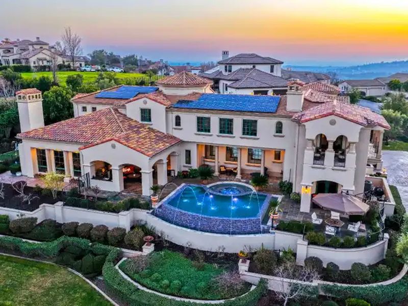 3073 Corsica Drive